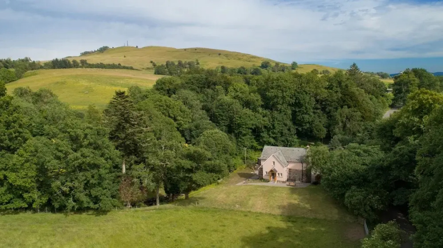 Mill House - self catering sleeps 10
