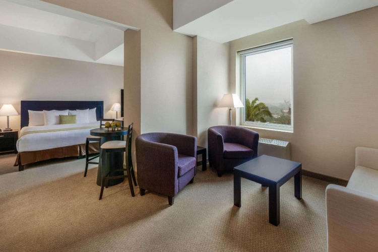 Double Suite