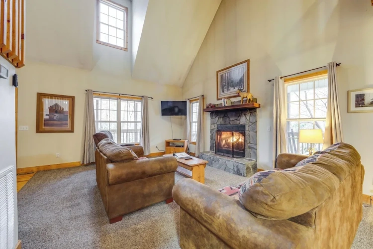 3 Bedrooms Cottage with balcony