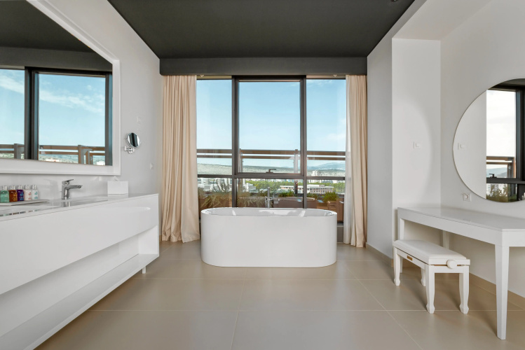 Crowne Plaza Podgorica, by IHG