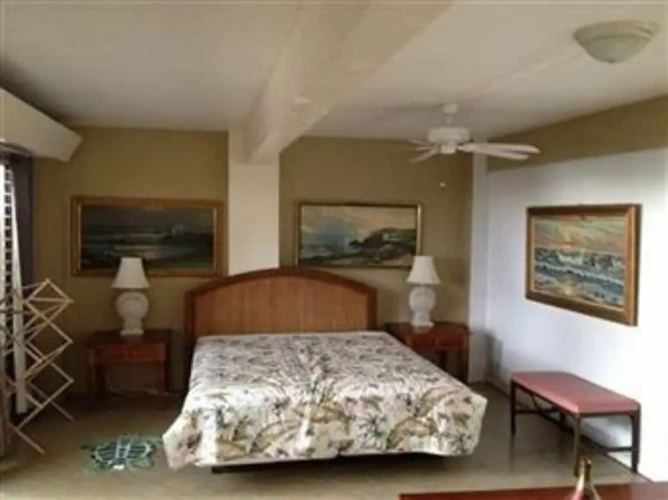 Standard Basement room