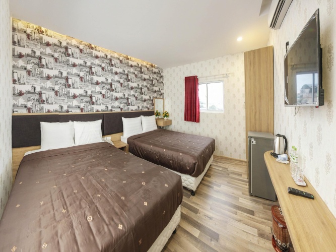 Superior Quadruple room
