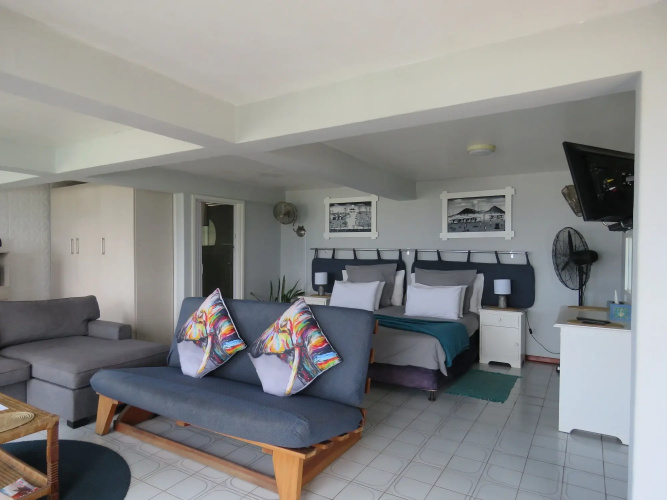 Beachcomber Bay - Guest House