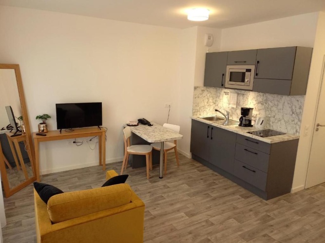 1 Bedroom Double Apartment