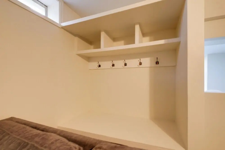 2 Mi to Umd: Apt w/ Free Parking in Silver Spring!