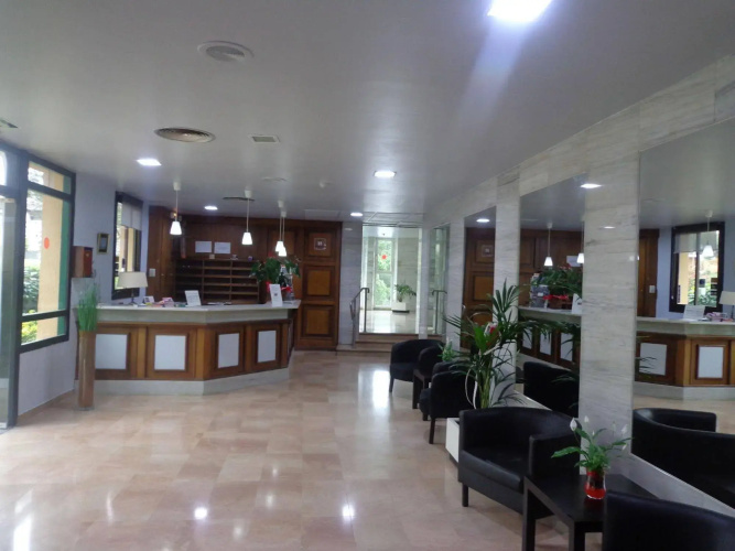 Hotel Montañamar
