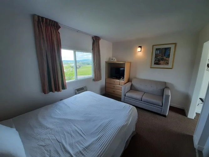 Double Basement Suite