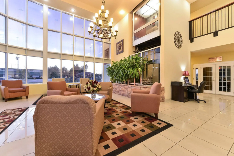 Express Inn & Suites