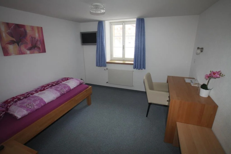 Hotel Weisses Roessli