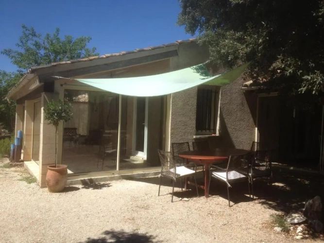 3 Bedrooms Cottage