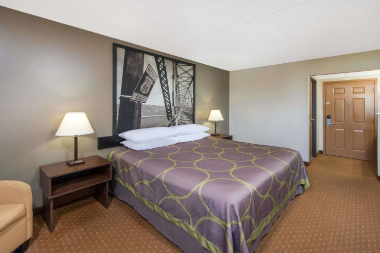 Super 8 By Wyndham Branson/Andy Williams Theater