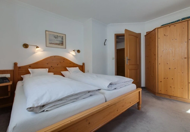1 Bedroom Apartment with balcony