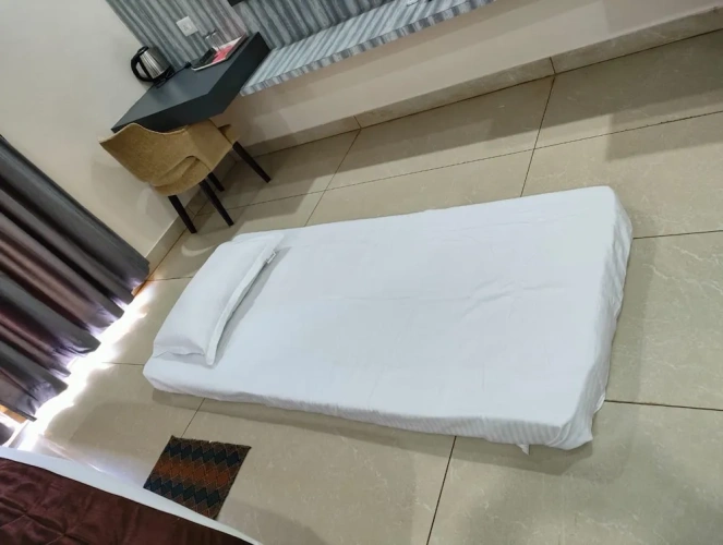 Deluxe Double room with city view