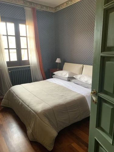 2 Bedrooms Superior Suite with park view
