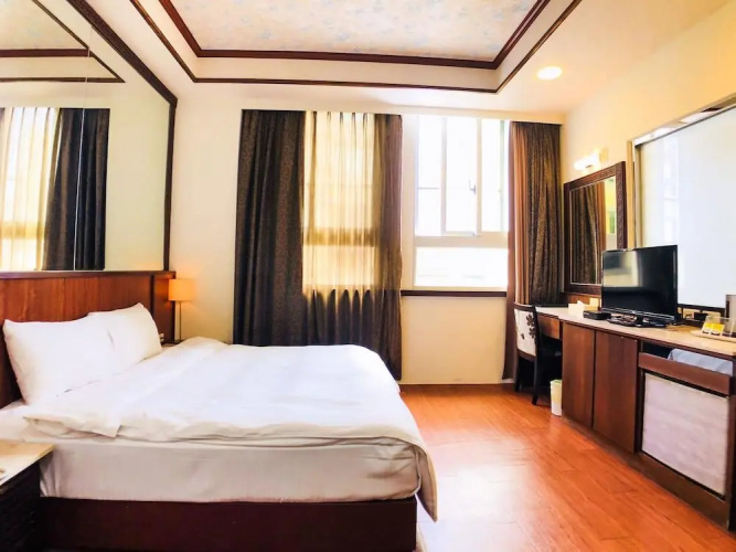 Jade Spring Hot Spring Hotel