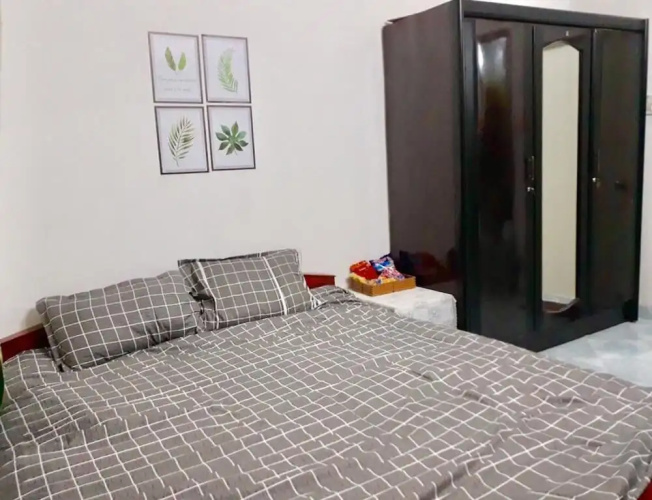 Stay House