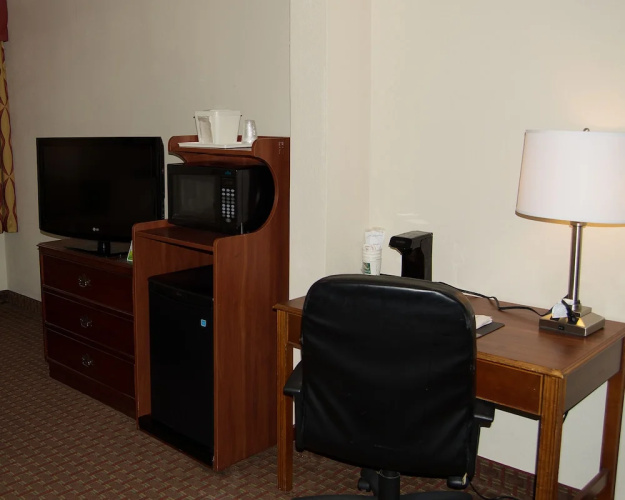 Quality Inn & Suites Lexington