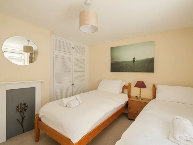 5 Bodmin Hill