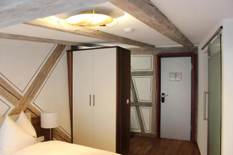 Standard Double room with view
