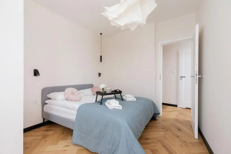 Mogilska Apartments by Renters Prestige