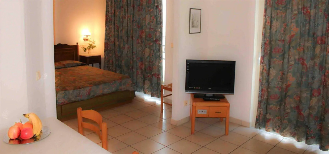 Royal Apart Hotel