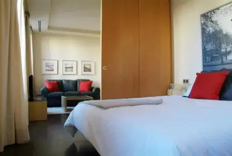 Roomspace Sandoval