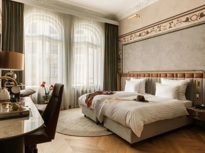Premier Double room with view