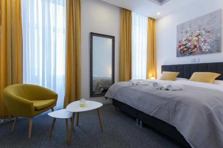 Elenas Rooms & Apartment