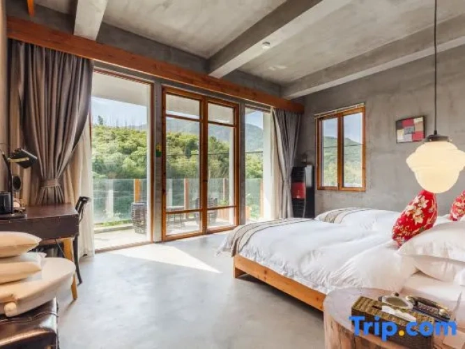 5 Bedrooms Standard room