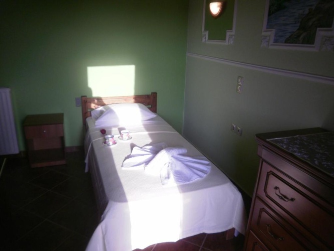 Bed in Dorm (female dorm)