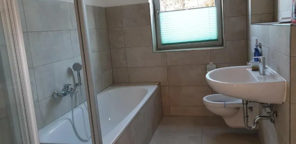 2 Bedrooms Cottage