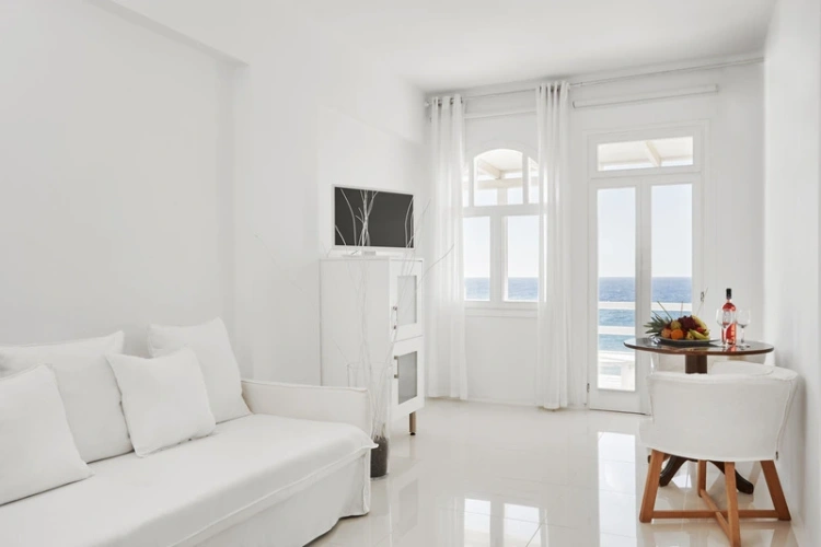 Suite with balcony