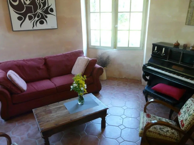 6 Bedrooms Cottage