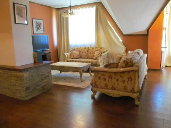 2 Bedrooms Apartment with view