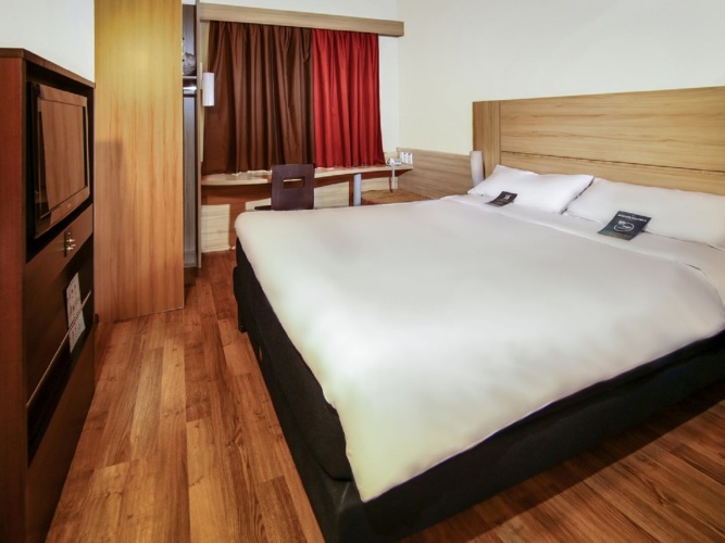 ibis Santiago Providencia photo 7