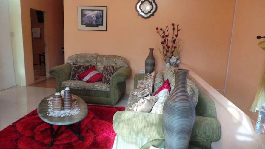 Mags Guest House