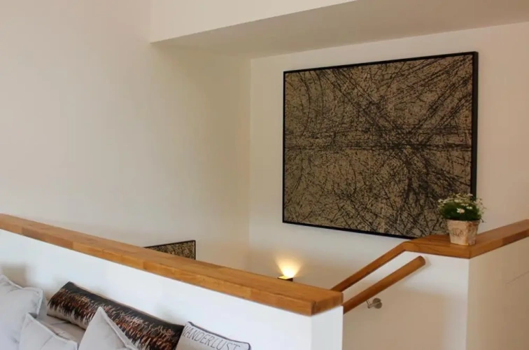 3 Bedrooms Apartment