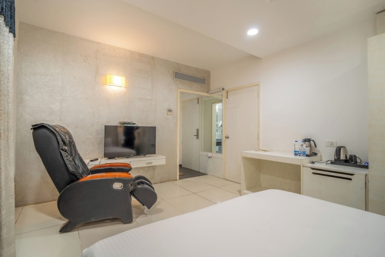 Presidential Double room with city view