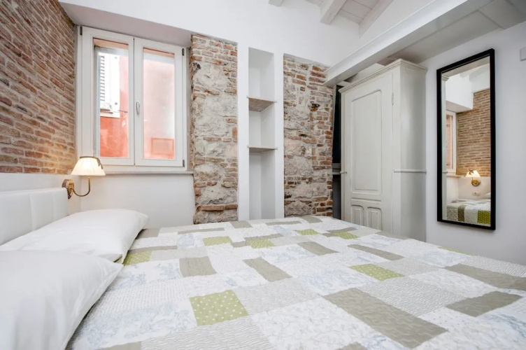Apartments Casa Roccia Bianca