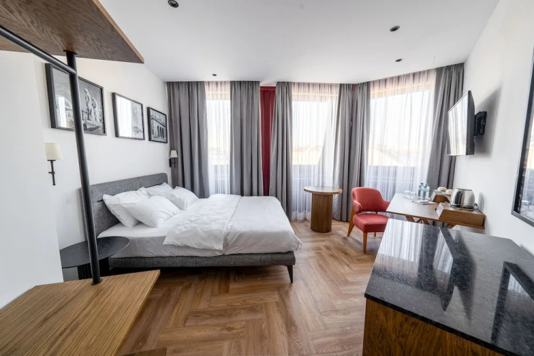 Kent Hotel Domenig