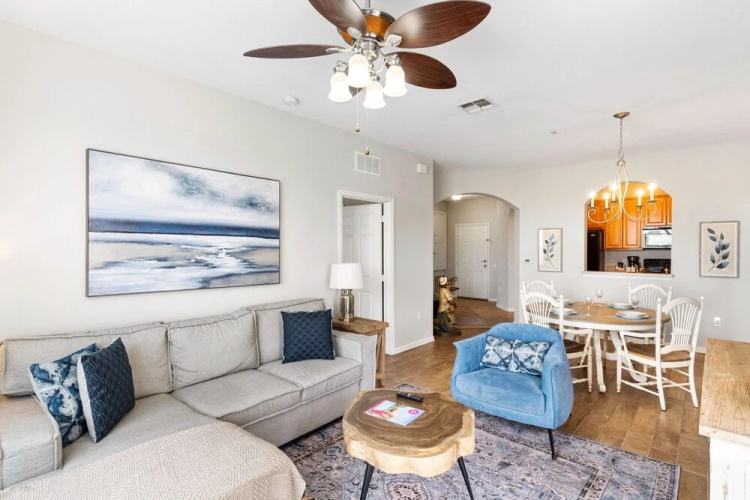 5000 Cayview Avenue #304
