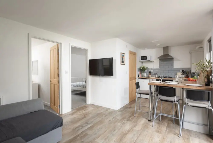 Wheal Rose Lodge