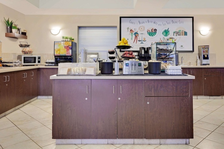Ramada by Wyndham Lac La Biche photo 25