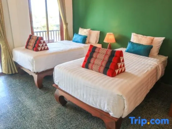 Deluxe Twin room with river view