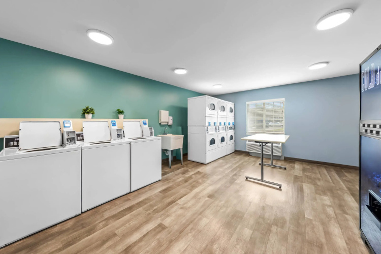 MainStay Suites Cincinnati Blue Ash
