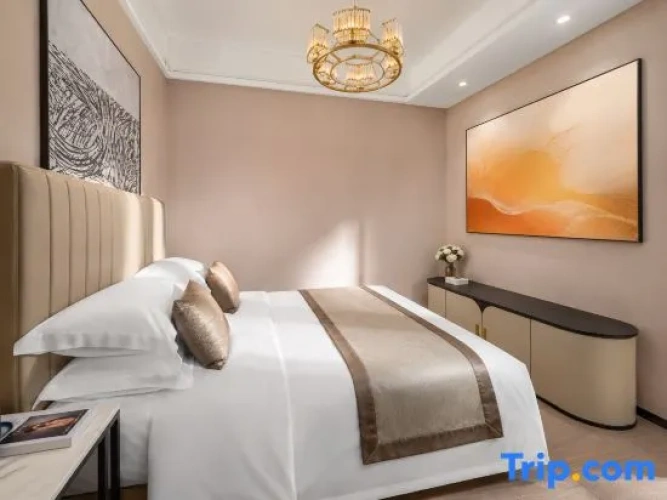 Deluxe Twin Suite with balcony