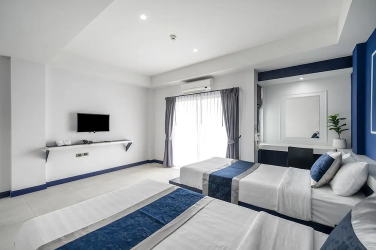 Superior Twin room