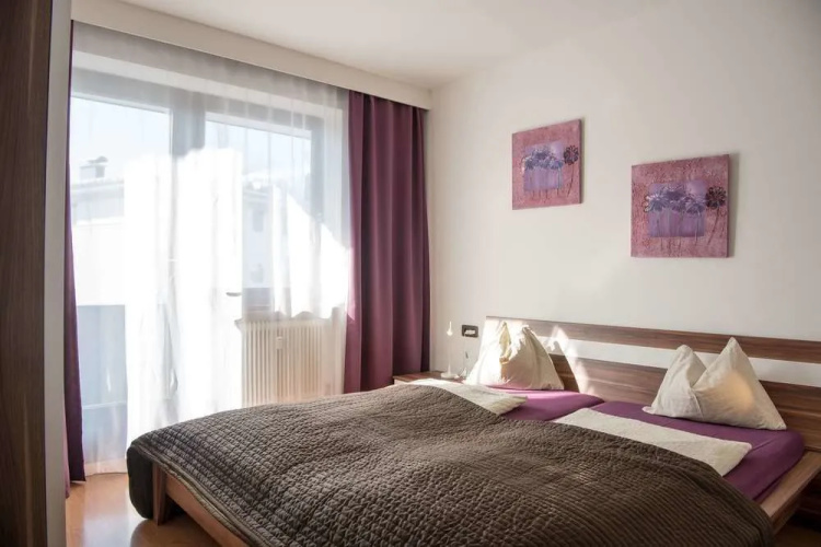 Alpz Apartments