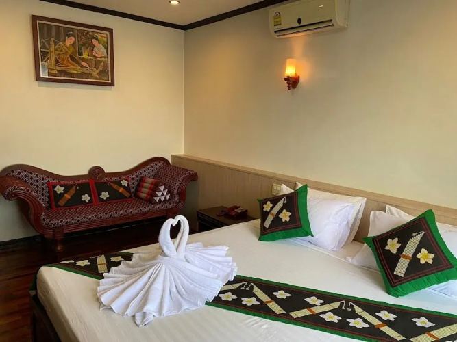 Anoulackkhenlao Hotel