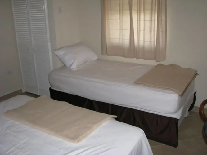 Maya's Bajan Villas - Unit A